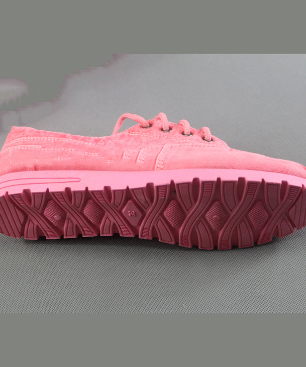 シンプルなブルーのコットン生地を使用した女性用フラットシューズ（クロスストラップ）