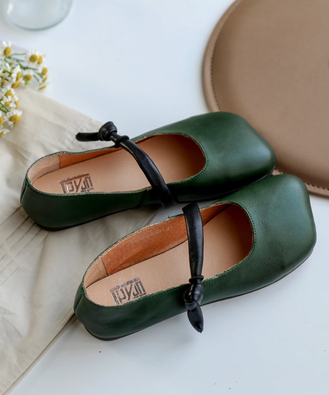 ホワイトフラット 牛革 ユニークバックルストラップフラット